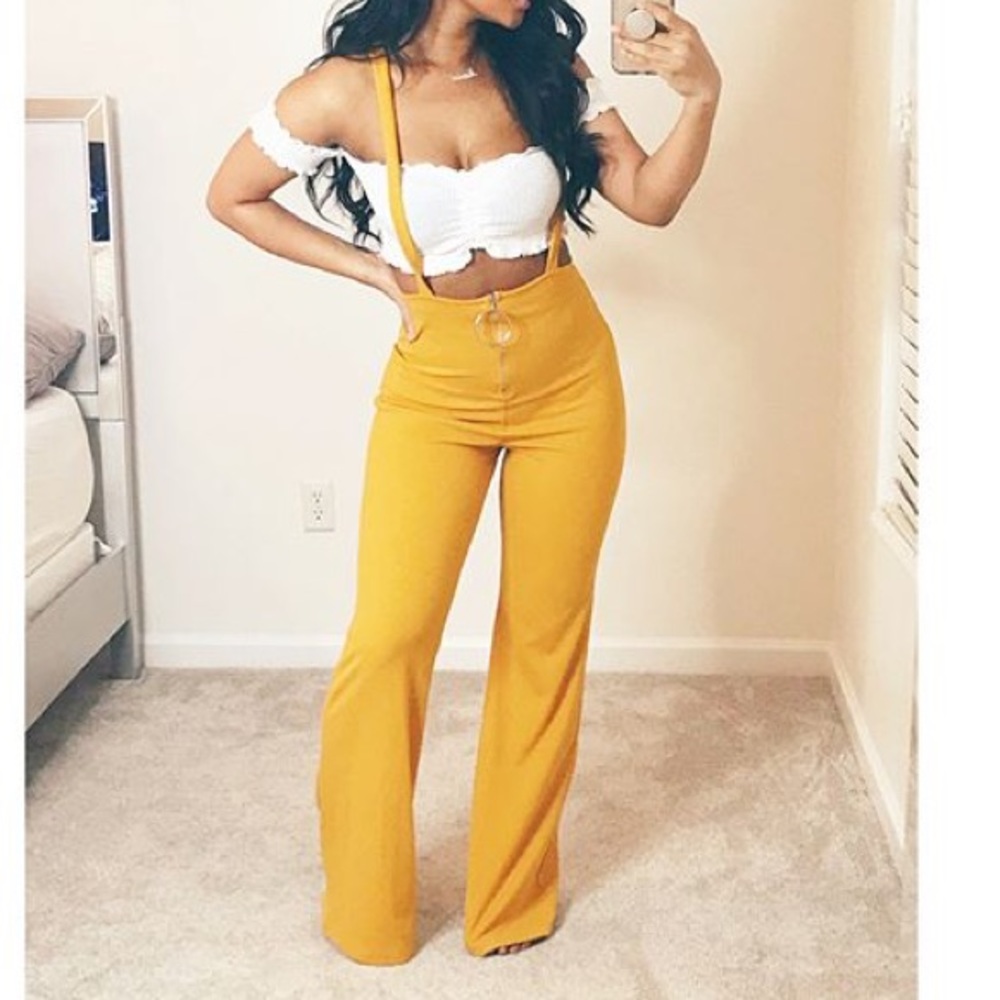 Green palazzo pants